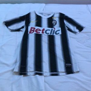 Nike boys size “L” striped vintage Juventus jersey